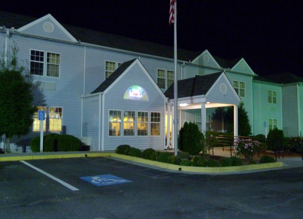 Holiday Lodge - Greensboro/Lake Oconee Exterior photo