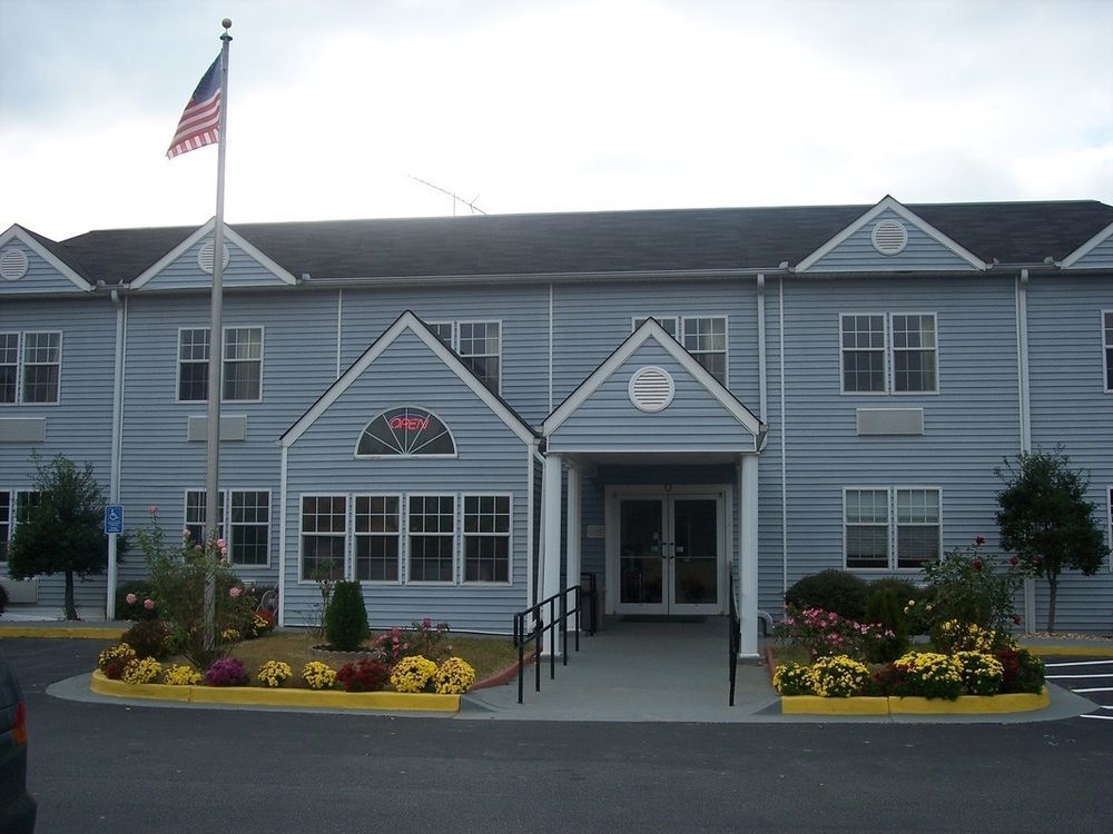 Holiday Lodge - Greensboro/Lake Oconee Exterior photo